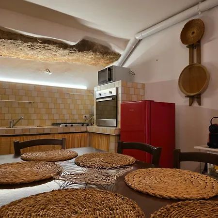 Domu Malaspina * بوسا