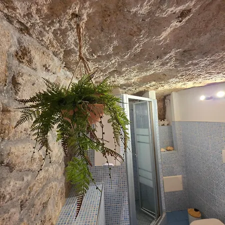 Domu Malaspina بيت للعطل *