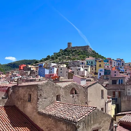 Domu Malaspina بيت للعطل *