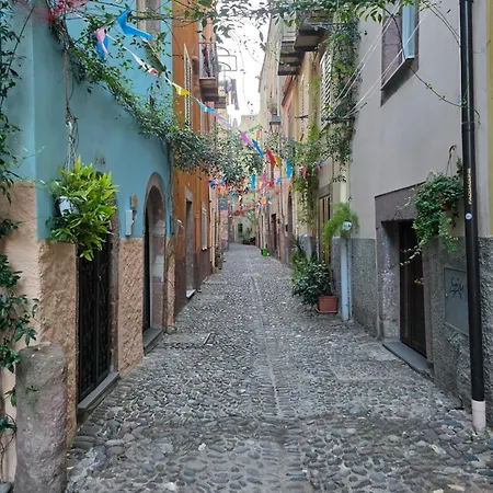 Domu Malaspina בית נופש בוסה