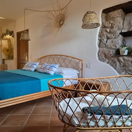 Domu Malaspina Сasa de vacaciones Bosa